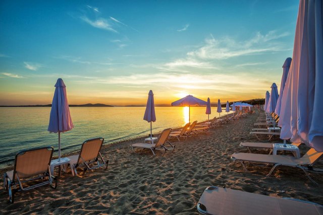 Letujte u luksuznim hotelima Grčke u avgustu i septembru u pola cene!